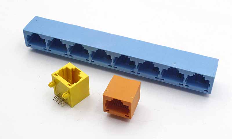 RJ45 8P8C网络连接器母座 90度直插角窗口朝上